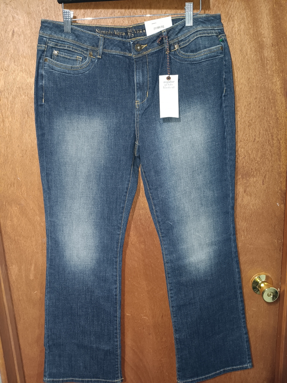 Simply Vera Vera Wang Medium Blue Straight Leg Jeans